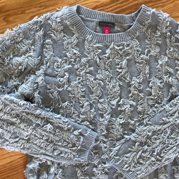 NWT Vince Camuto Fringe Sweater SMALL/MEDIUM - Picture 3 of 6